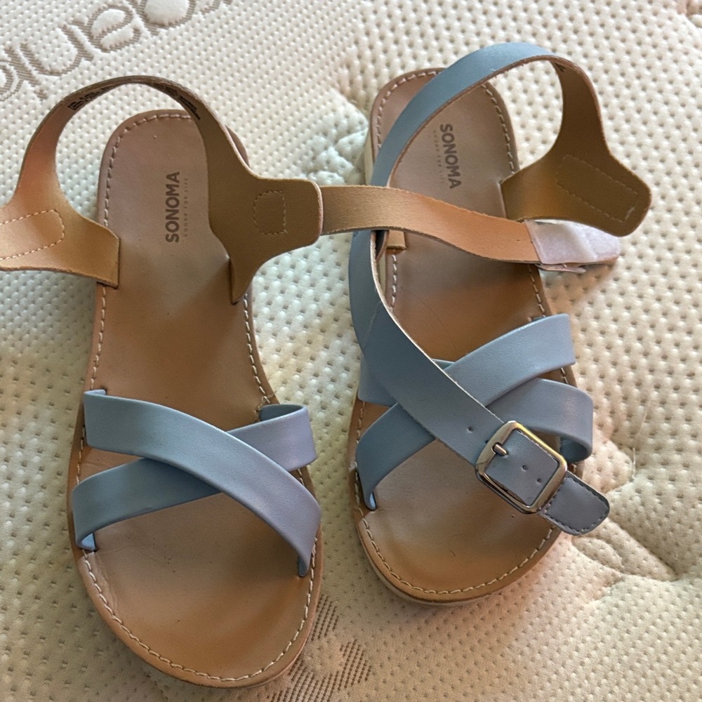Sonoma Kids Blue and Tan Strappy Sandals